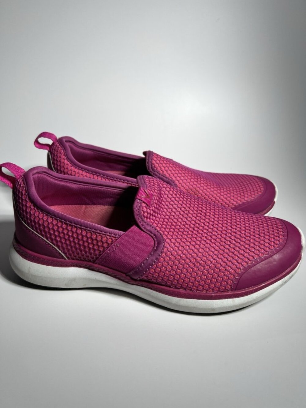 Vionic Pro With Bio-Grip Women's Julianna Pink Slip-on Sneaker Mesh Size 7